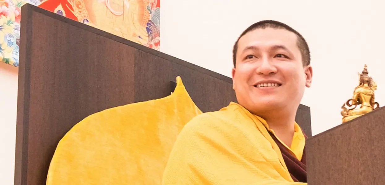 S. S. el XVII Karmapa Trinley Thaye Dorje, cabeza del linaje Karma Kagyu